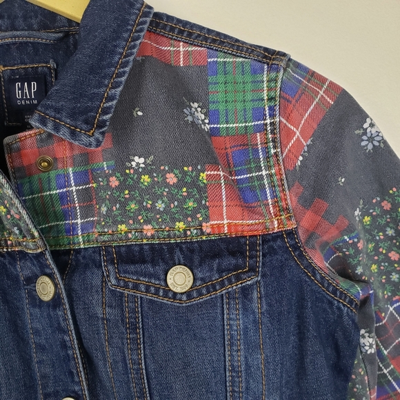 GAP Patchwork Plaid and Floral Denim Jacket - Picture 2 of 4